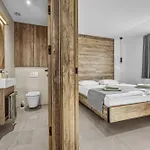 Oliva Serenity Pool Daire *