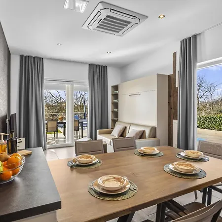 Appartement Oliva Serenity Pool Pomer