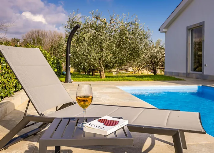 Oliva Serenity Pool Appartamento *
